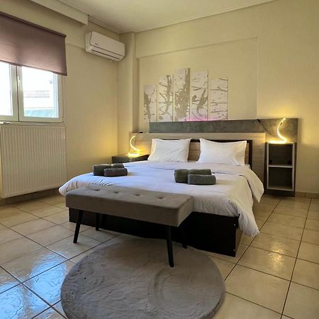Central Appartment 2 With Parking 라리사 외부 사진